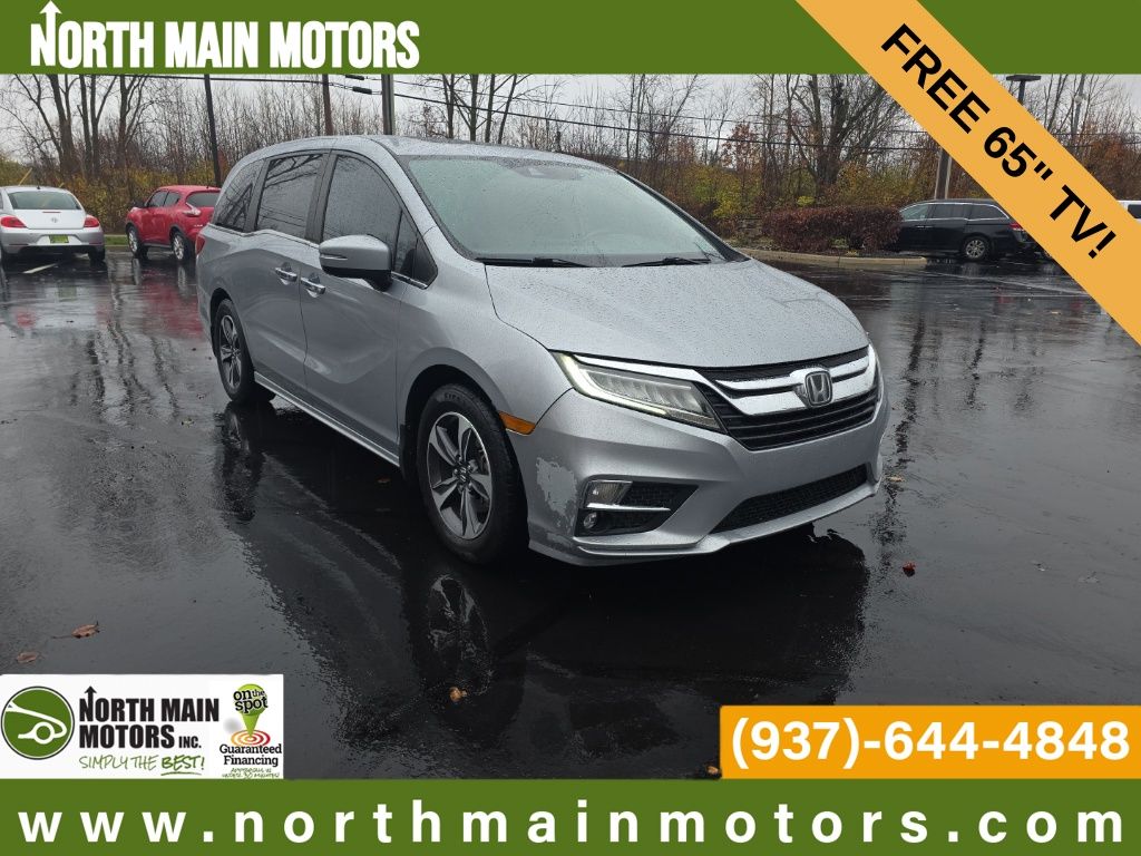 2018 Honda Odyssey Touring's photo