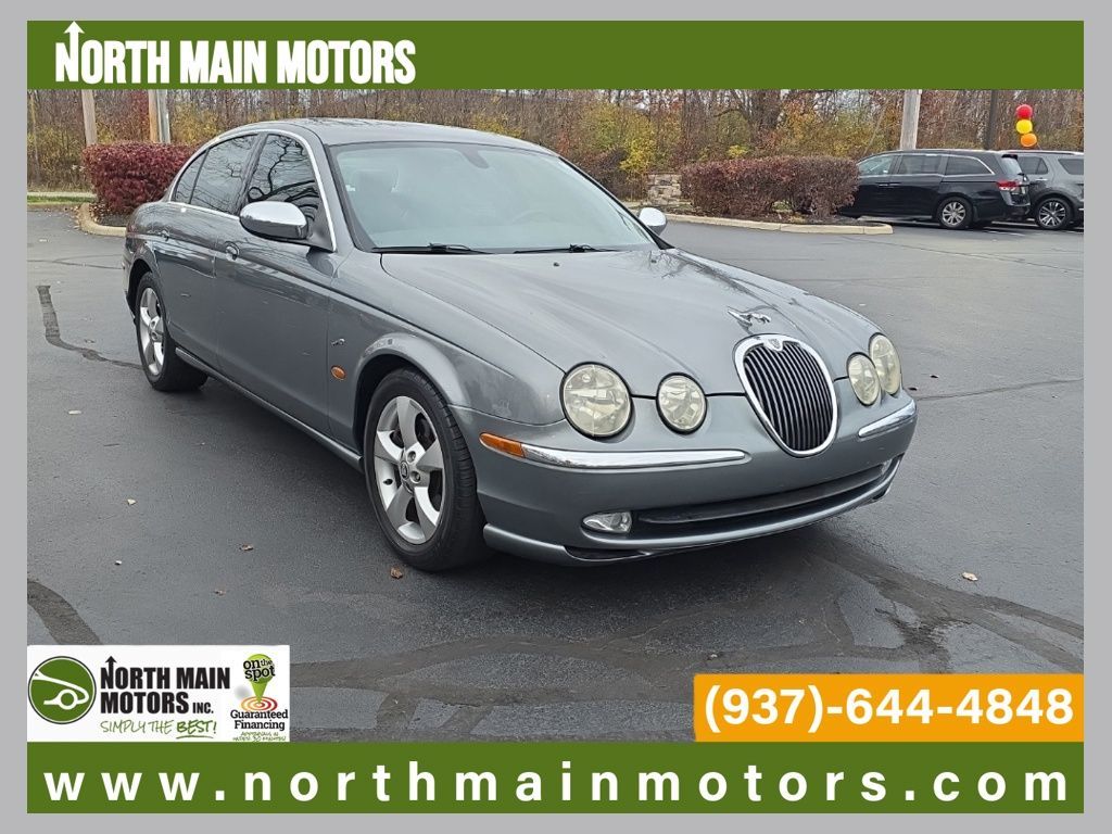 2003 Jaguar S-Type V8's photo