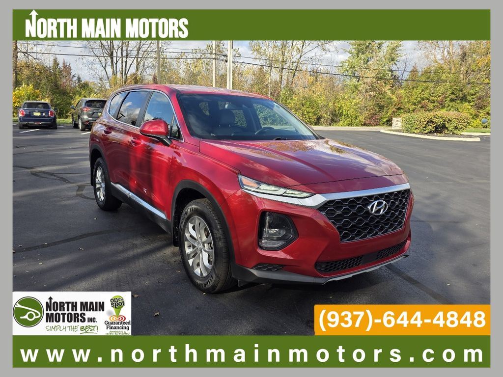 2019 Hyundai Santa Fe SE's photo