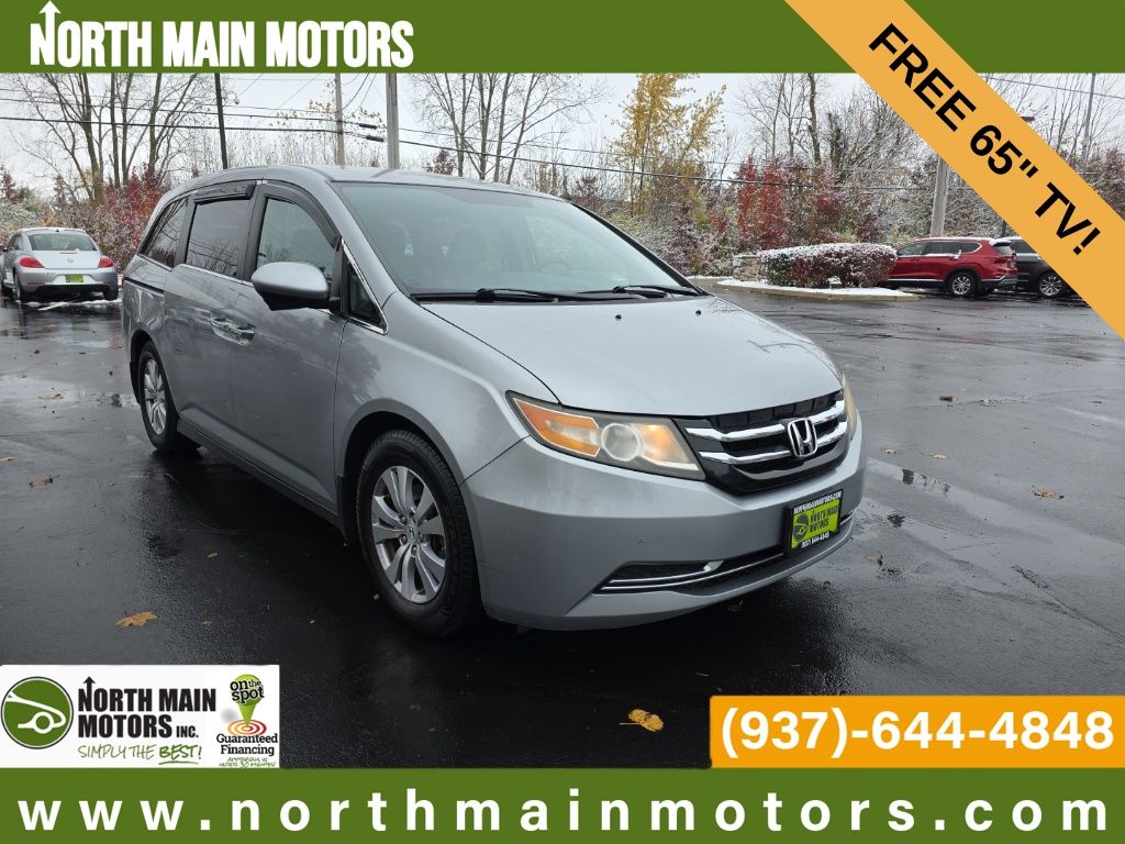 2016 Honda Odyssey SE's photo