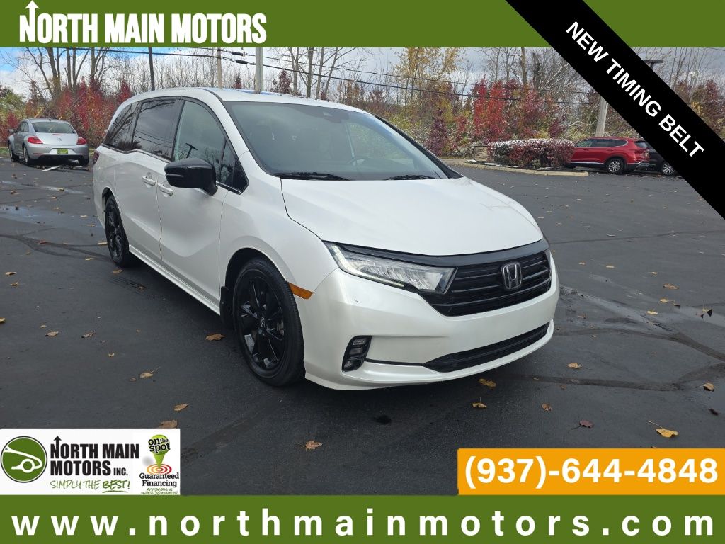 2023 Honda Odyssey SPORT's photo