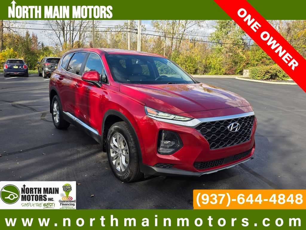 2019 Hyundai Santa Fe SE's photo