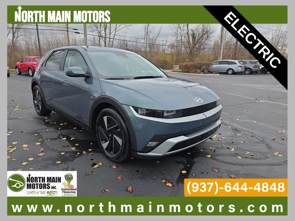 2025 Hyundai IONIQ 5 SE's photo