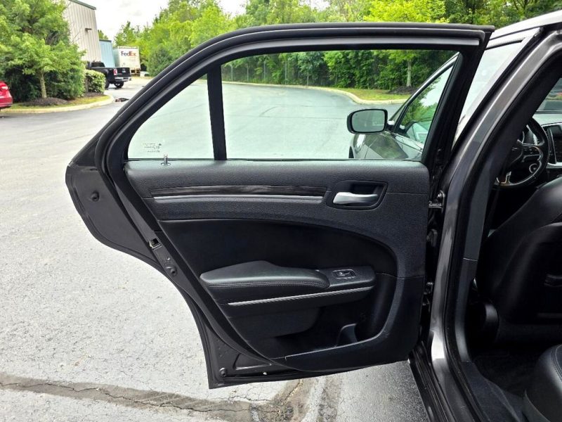 051a6cdc-ee3c-44c1-80e6-bc3a75e1a6e1