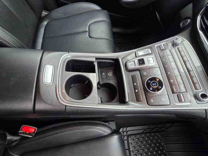 07789d9f-cdd8-403a-aa9a-afb60adda85c