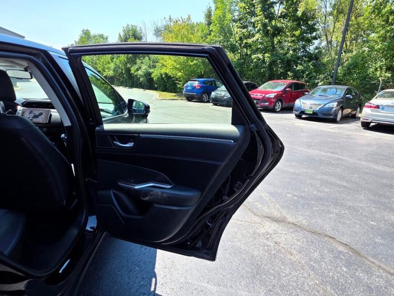 0b0176b3-8c3a-4fff-8f3a-27d1ba72d5c5