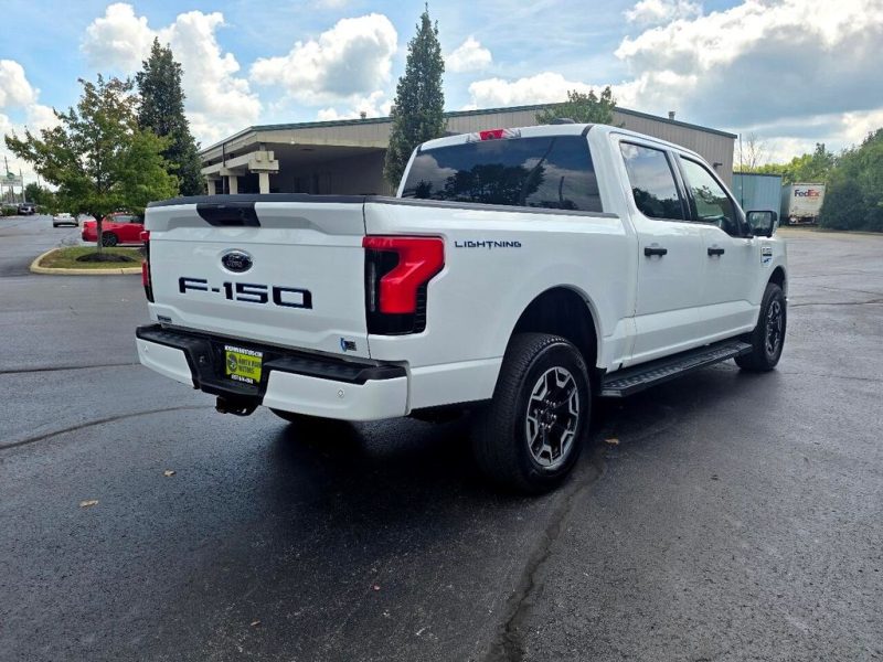 0e928c9d-d5cb-4987-9d09-fca815bb7d7a