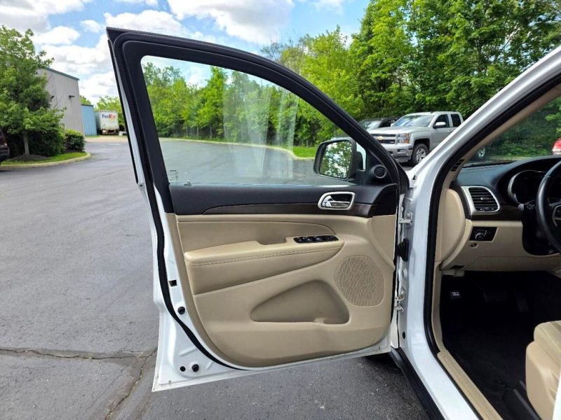 17c6715c-0074-4bf0-9c33-7e0af3daafcc