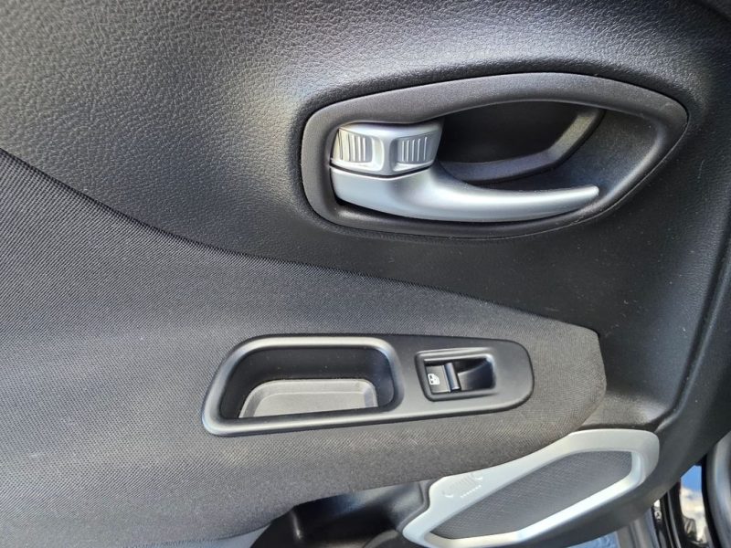 1e683018-186a-49d6-a94a-1c66fd46d826