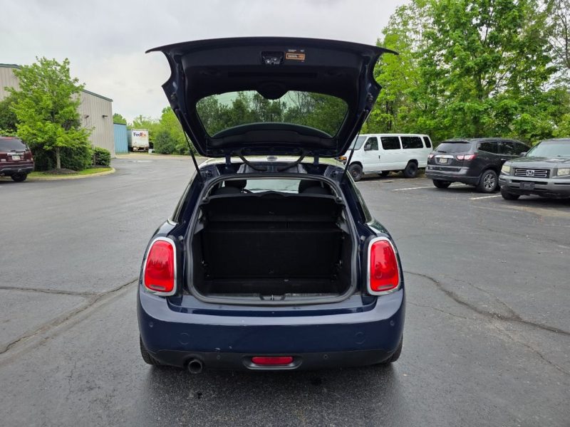 2ec83a73-525d-4d3f-b7a6-f22cbfe7bca1