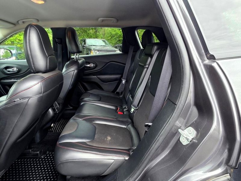 35a1bbfa-dca5-4b54-8d1e-a137ada7f780