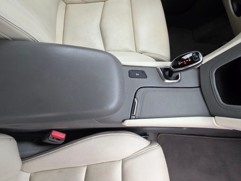 363f0470-f5cd-4424-8f91-9c25d26f76a9