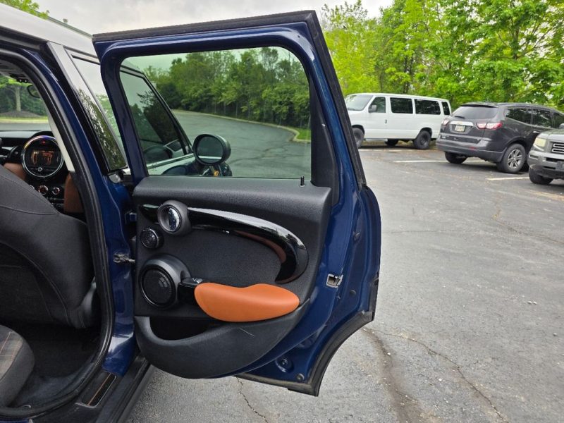 38ef9ab2-f62d-46e4-809e-0746133bb4c2