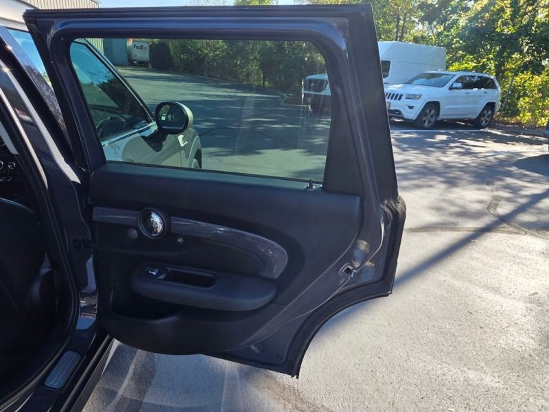 3e7bf893-38eb-4244-8079-04101b61b291