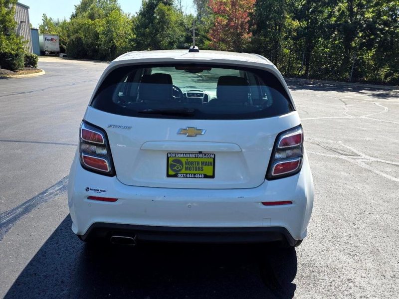 4df054ee-f702-4088-8eda-37a2f5514d31