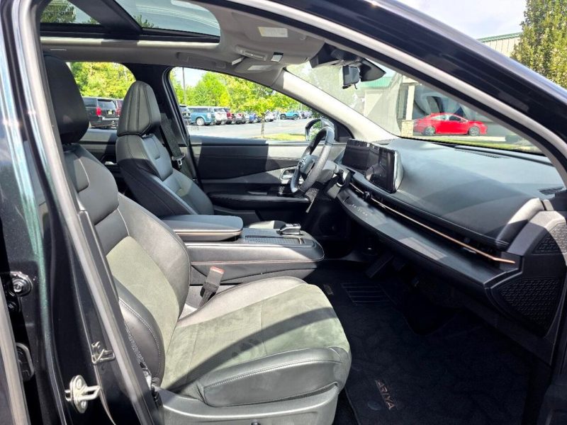 50a5eba7-32d4-453f-9ee8-98f9c253d6e8