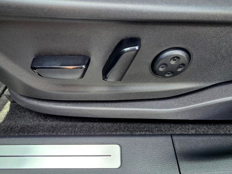 5f1d21a1-8291-4b0a-bc23-7d59c1d1c629