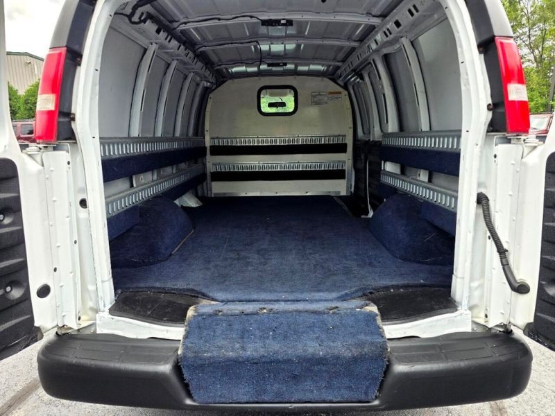 5ffec887-a5d3-4828-96f9-6054fc833a1b