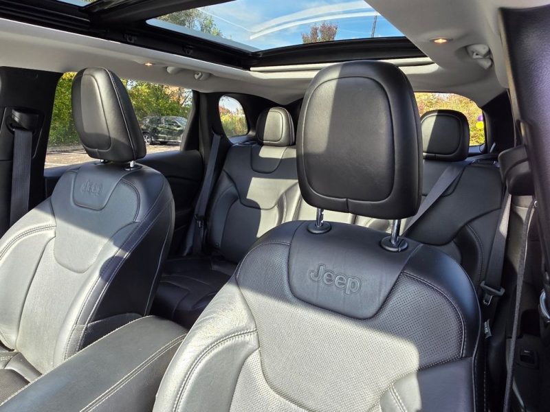 61993e8e-f327-433b-be20-2b97f2227795