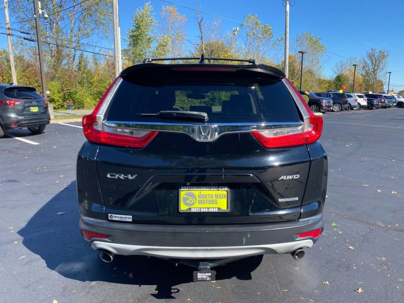 6702579b-ffc1-4014-b7ce-f18435a6702f