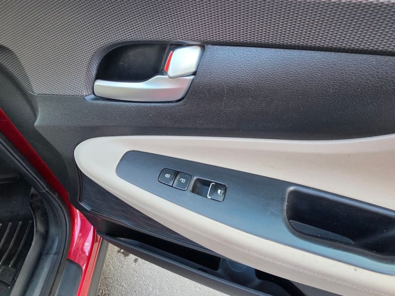 6abe102d-fc95-439e-97a6-8581fd238ad9