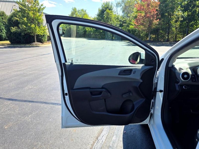 6b97565c-8ffc-45ea-aafa-fda98017533e