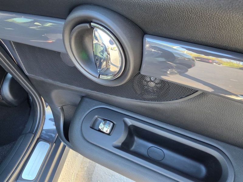 6e220f0d-468e-4a1b-a2a9-604b75cf6c7e