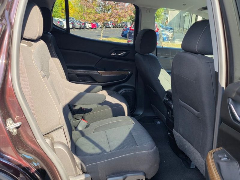 70286a0b-33e9-4347-be78-57ef39d640d3