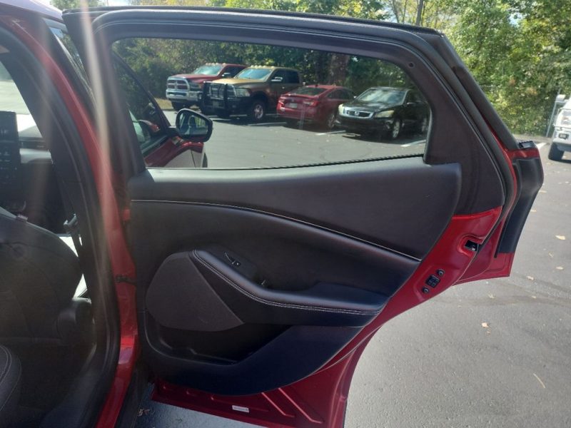 76bd67c2-21a1-496e-8ea5-668593921485