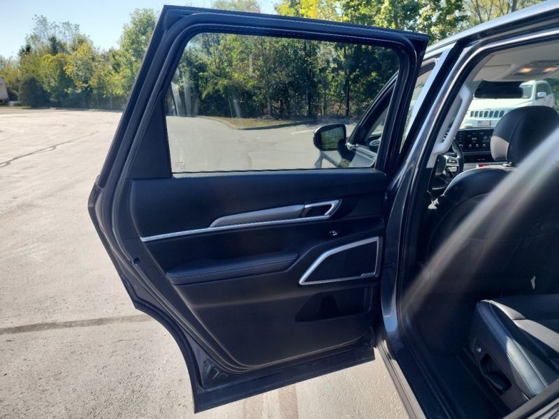 7c238e11-999b-4c7c-9f77-441ab4de4803