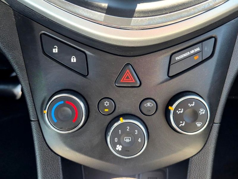 8b142f9c-7f9f-4917-b56a-667fe8748c3e