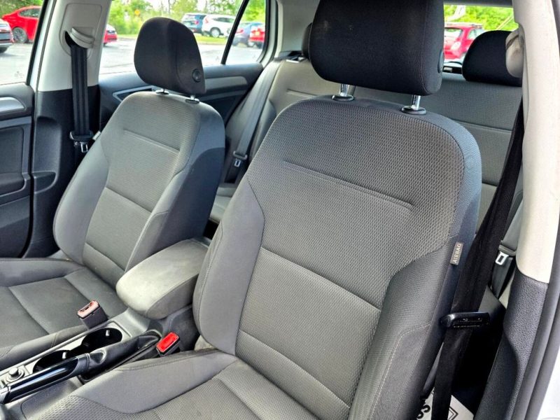 900d0e9f-aa28-4188-982f-d44860796519