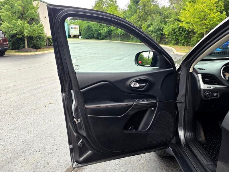 90993104-0395-4b4a-a16c-8ae64234a4d9