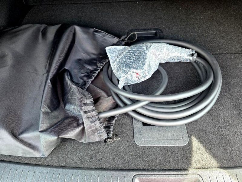 96ad3aa3-e3ff-43c1-a585-5a2389c9a729