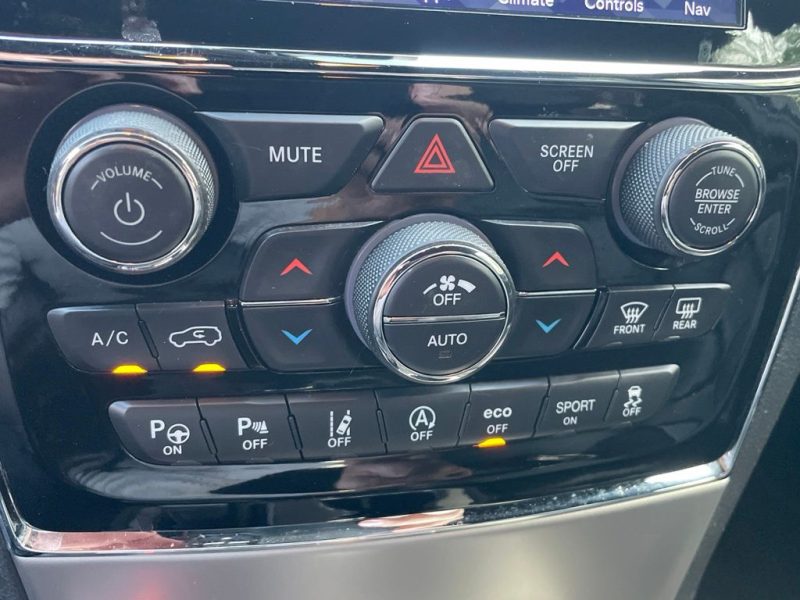 #image_title