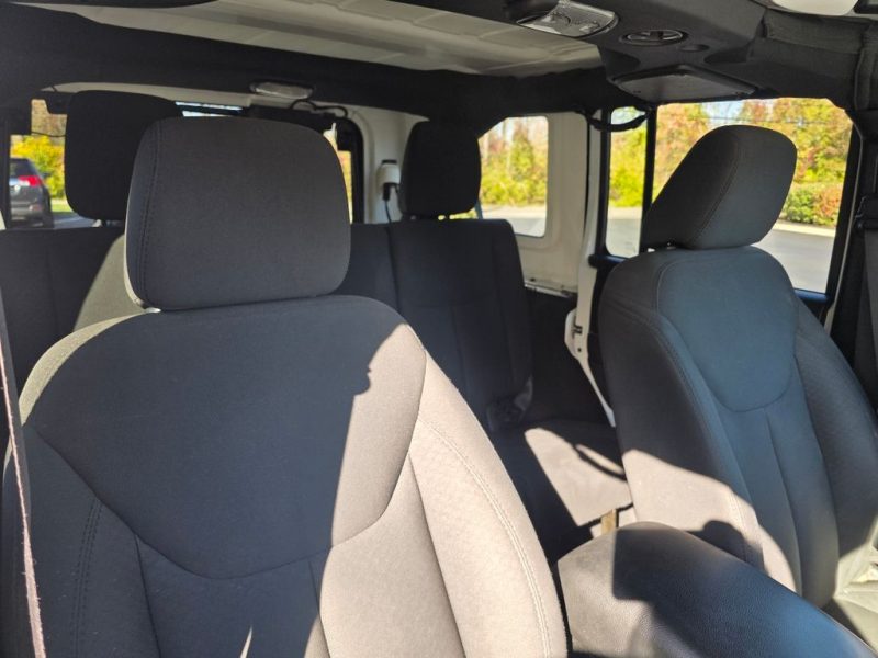 d9961c29-e916-4c51-9824-5946d6f6c13c