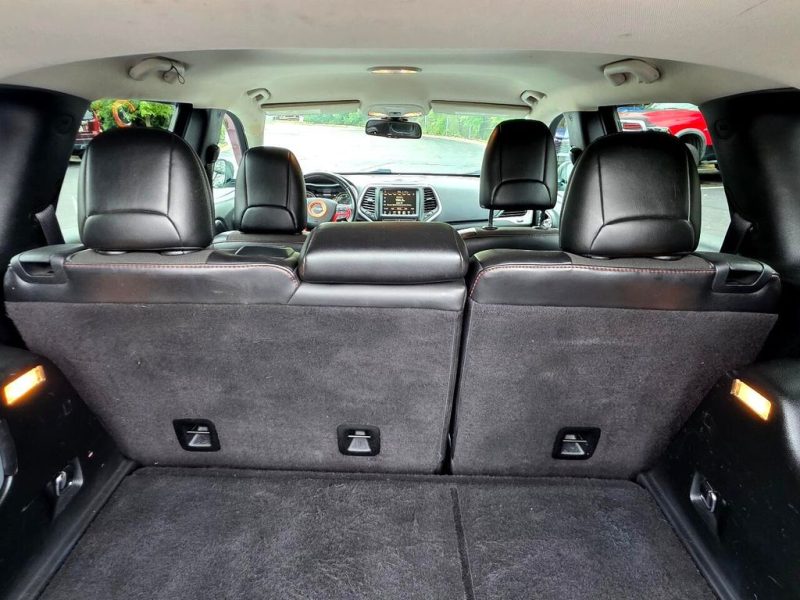 e2548c7b-ac75-44bd-8b30-5d6d99fe5d6f