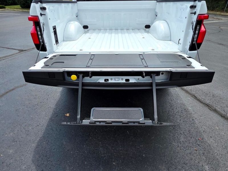 e6f4a3b9-d56e-4607-9f7e-f59bf47d118f