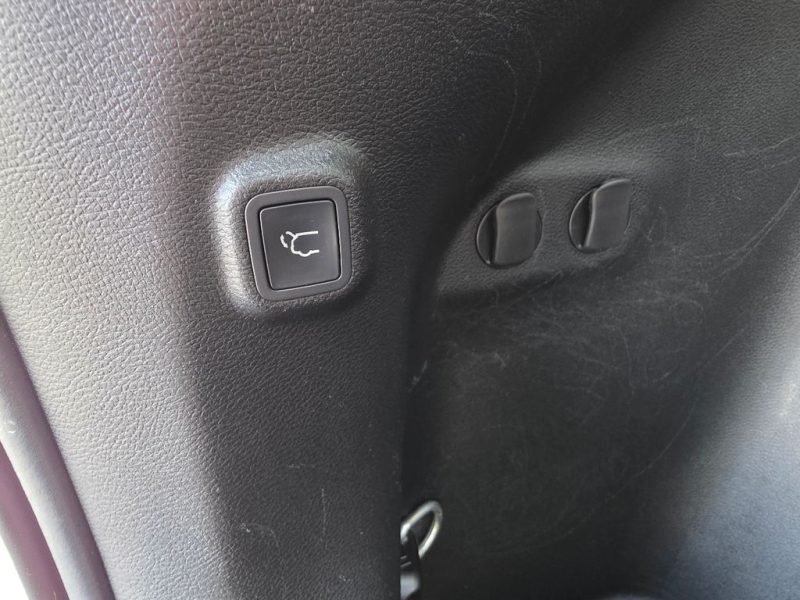 ebdbcbc6-13f9-47f4-83a3-a853ef2c5c2d