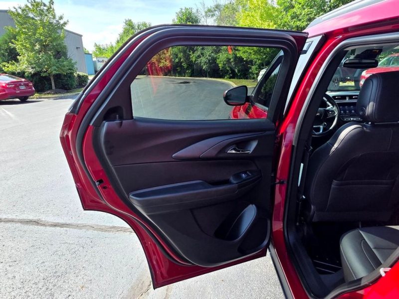 fe300fe0-7a0d-485d-bf5a-53f3383d34ef